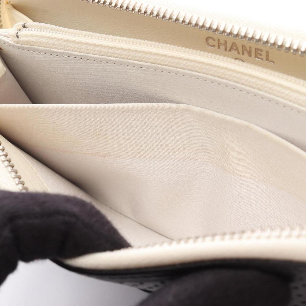 CHANEL Authentic Black Leather Logo Wallet - Picture 7 of 9